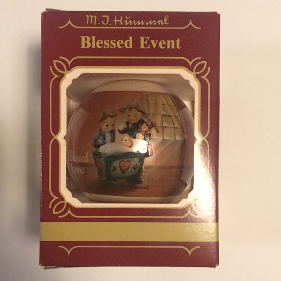 Hummel Christmas Ornament - Blessed Event - Picture 3 of 7